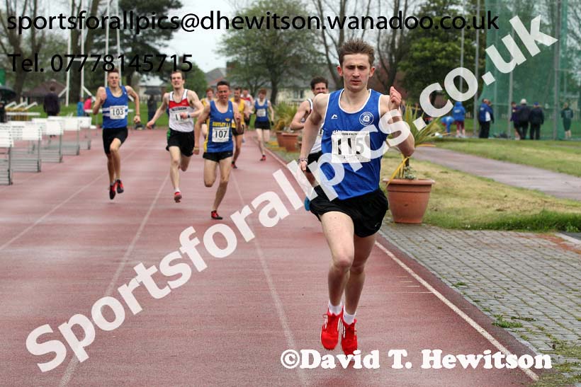 Michael Wilson (Sunderland) wins the Jimmy Hedley 800 metres, North Eastern Grand Prix, Monkton Stadium, Jarrow. Photo: David T. Hewitson/Sports for All Pics